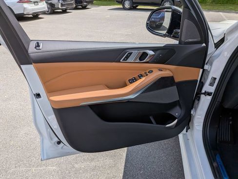 New 2026 BMW X5 xDrive50e AWD/4WD image 7