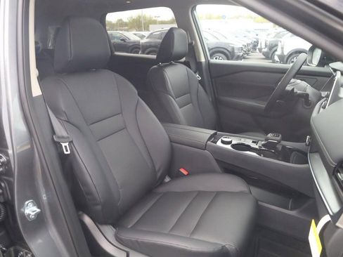 New 2026 Nissan Rogue SV image 21