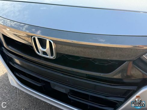 Used 2020 Honda Accord Sport image 9