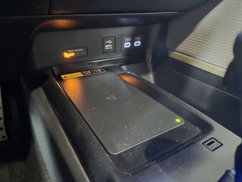 New 2026 Toyota Camry Hybrid image 30