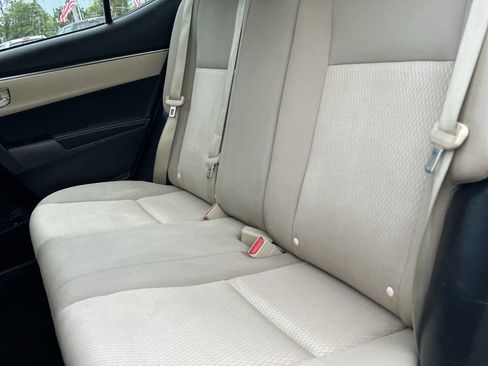 Used 2014 Toyota Corolla LE image 14