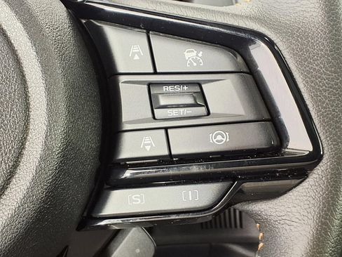 Used 2025 Subaru Forester Touring AWD/4WD image 18