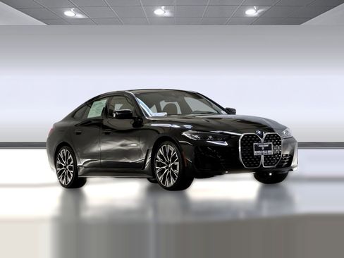 Used 2023 BMW 430i Gran Coupe w/ Premium Package image 6