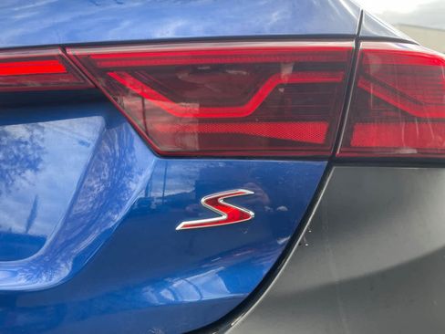 Used 2019 Kia Forte S image 14