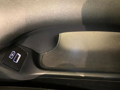 Used 2023 Honda HR-V LX image 32