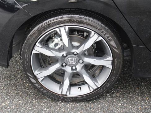 Used 2025 Honda Civic Sport Touring image 17
