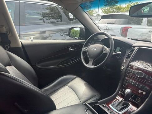 Used 2017 INFINITI QX50 AWD w/ Premium Plus Package image 14