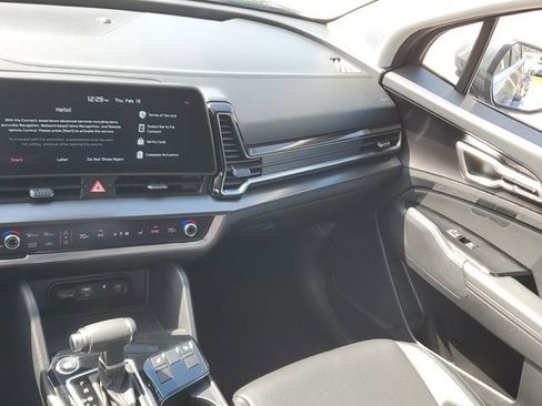 Certified 2024 Kia Sportage EX image 14