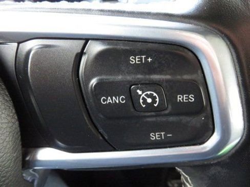 Used 2023 Jeep Wrangler Unlimited Sahara w/ Cold Weather Group image 22