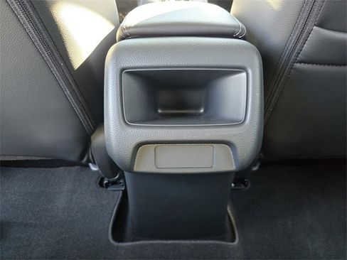 Used 2026 Honda HR-V EX-L image 17