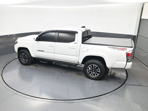 Used 2023 Toyota Tacoma TRD Sport image 30