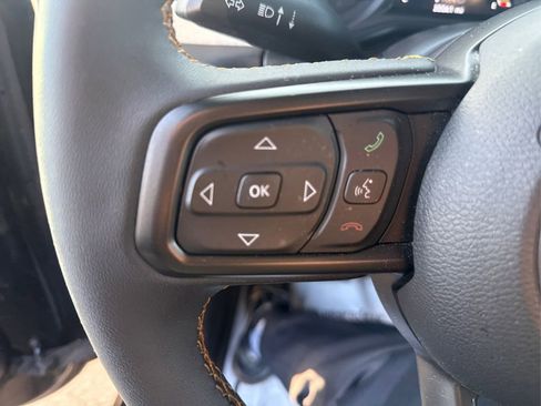 Used 2024 Jeep Gladiator Sport image 27