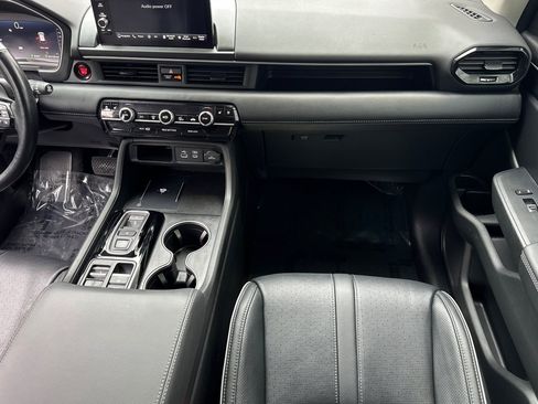 Used 2023 Honda Pilot Elite image 31