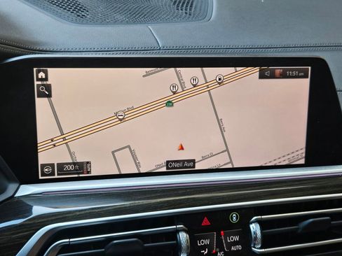 Used 2019 BMW X7 xDrive40i w/ Premium Package AWD/4WD image 20