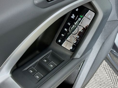 New 2025 Audi Q5 Premium Plus image 18