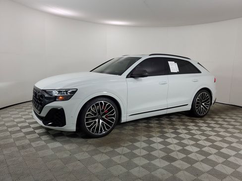 Certified 2024 Audi SQ8 Prestige image 5