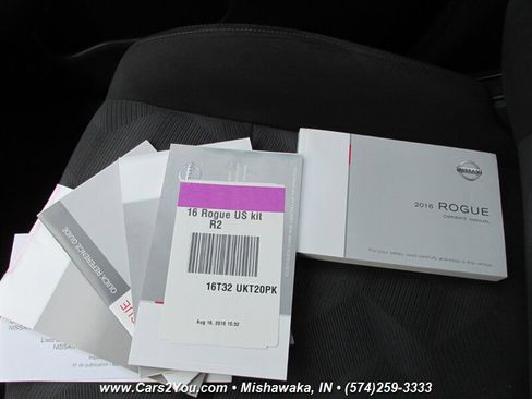 Used 2016 Nissan Rogue SV image 29