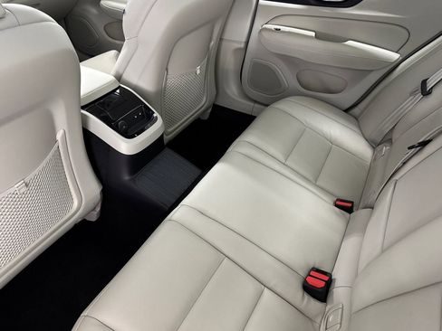 Used 2024 Volvo S60 T8 Ultimate w/ Climate Package image 27