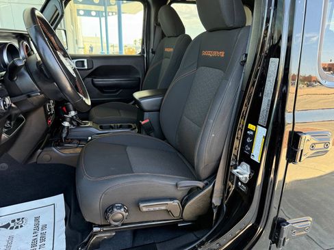 Used 2023 Jeep Gladiator Mojave w/ LED Lighting Group AWD/4WD image 35