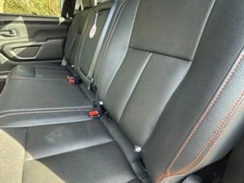 Used 2023 Nissan Titan PRO-4X w/ Pro-4x Convenience Package AWD/4WD image 10