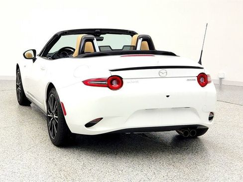 Used 2025 MAZDA MX-5 Miata Grand Touring image 6