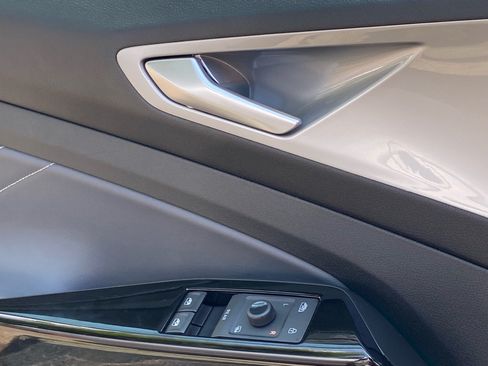 Certified 2023 Volkswagen ID.4 Pro S RWD image 15