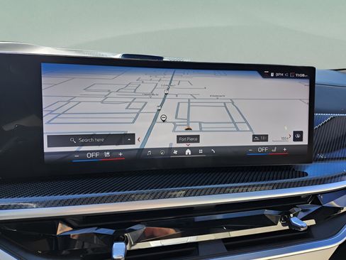 Certified 2024 BMW X6 M60i w/ Dynamic Handling Package image 25