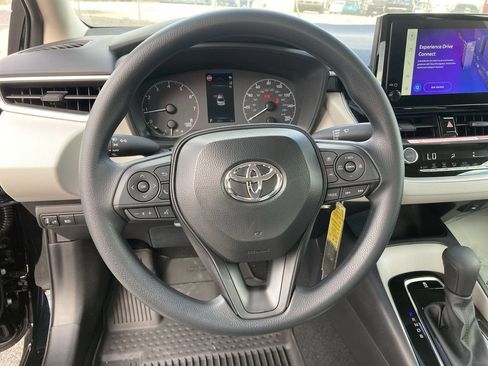 Certified 2025 Toyota Corolla LE FWD image 11