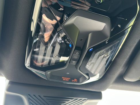 New 2025 BMW X3 xDrive30i w/ Premium Package image 28