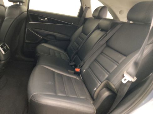 Used 2020 Kia Sorento SX FWD image 18