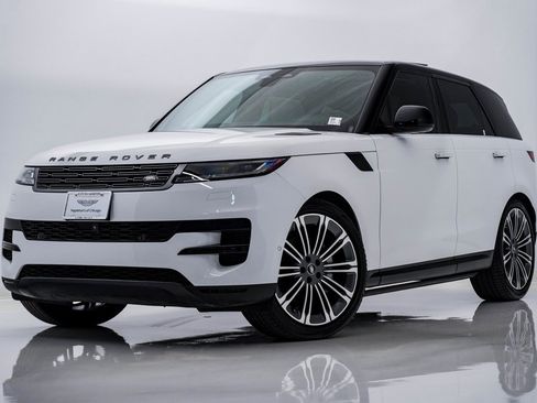Used 2024 Land Rover Range Rover Sport SE image 1