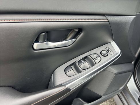 Certified 2023 Nissan Sentra SR w/ Trunk Package image 23