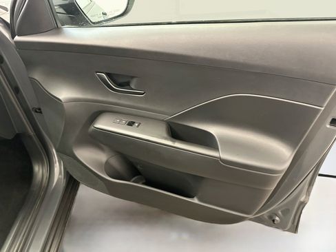 Used 2025 Hyundai Kona SEL AWD/4WD image 33