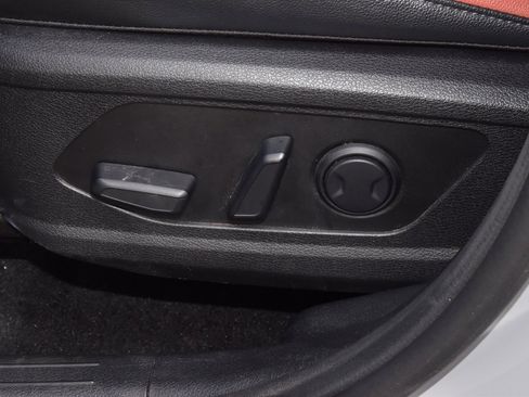 Used 2024 Kia Sportage SX image 36