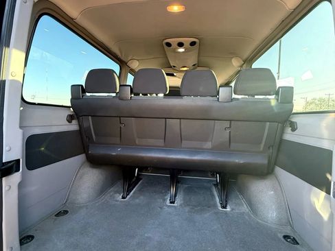 Used 2012 Mercedes-Benz Sprinter 2500 image 6