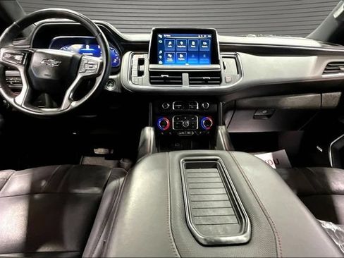 Used 2023 Chevrolet Suburban RST w/ Luxury Package AWD/4WD image 7
