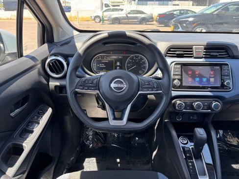 Used 2025 Nissan Versa SV FWD image 32