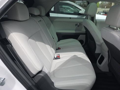 Used 2023 Hyundai Ioniq 5 Limited image 8