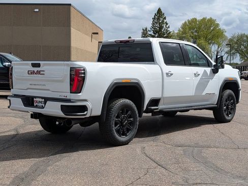 New 2026 GMC Sierra 3500 AT4 w/ AT4 Premium Plus Package AWD/4WD image 17
