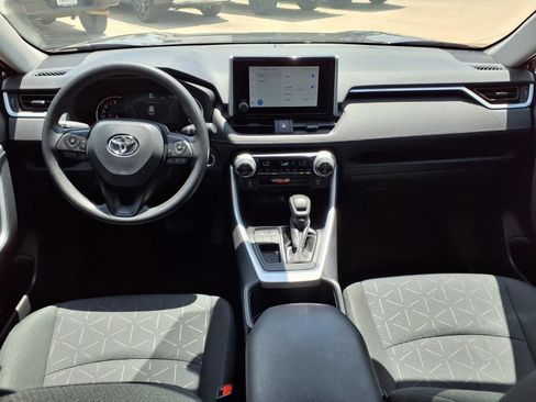 Certified 2025 Toyota RAV4 XLE w/ Convenience Package FWD image 11