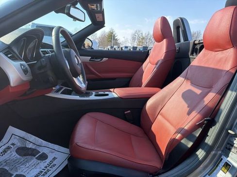Used 2012 BMW Z4 sDrive28i image 16