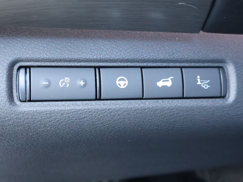 Used 2022 Nissan Pathfinder Platinum w/ Cargo Package image 23