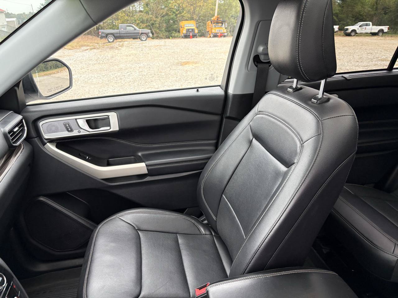 Used 2021 Ford Explorer Limited w/ Hybrid Equipment Group 310A AWD/4WD image 20