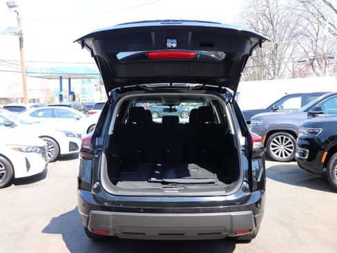 Used 2024 Nissan Rogue S image 47