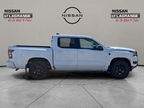 New 2026 Nissan Frontier SV w/ Tow Package RWD image 4