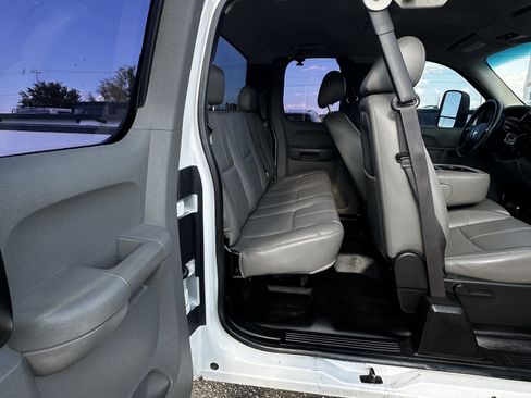 Used 2013 Chevrolet Silverado 3500 W/T image 18