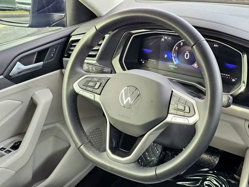 Used 2024 Volkswagen Jetta SE image 30