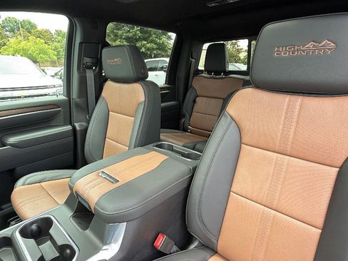 New 2026 Chevrolet Silverado 2500 High Country w/ High Country Premium Package AWD/4WD image 5