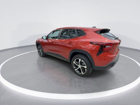 Used 2024 Chevrolet Trax RS image 6