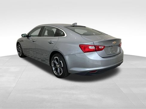 Used 2024 Chevrolet Malibu LT FWD image 3